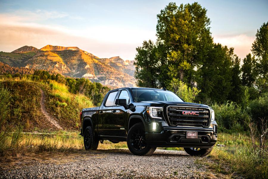  GMC Sierra Elevation Crew Cab 2018 года  (фото 6 из 29)